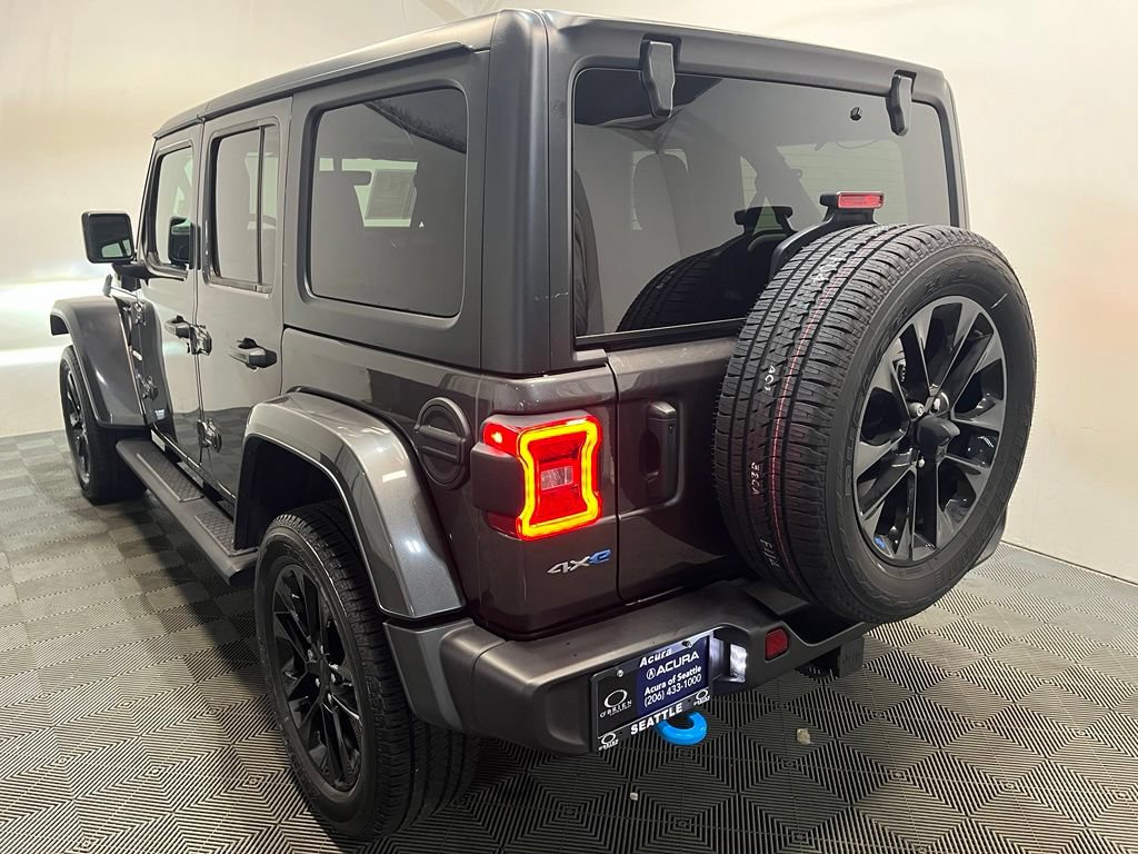 Used 2023 Jeep Wrangler Unlimited Sahara AWD/4WD image 21