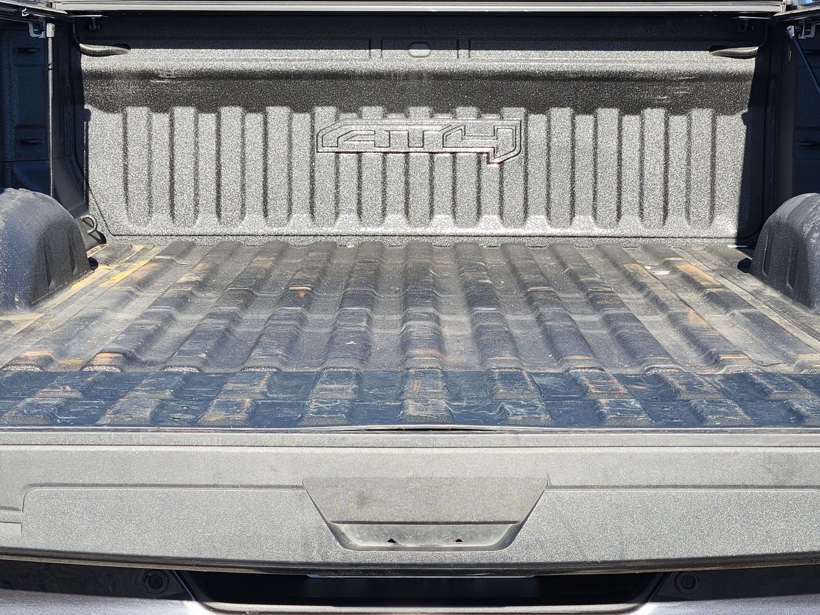 Used 2020 GMC Sierra 2500 AT4 w/ AT4 Premium Package image 37