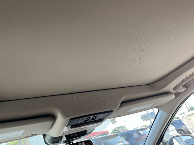 New 2026 Nissan Rogue Platinum AWD/4WD image 12