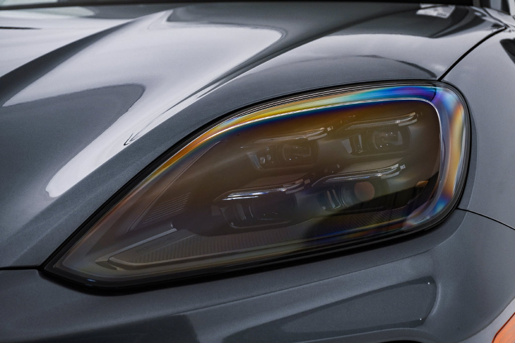New 2026 Porsche Cayenne GTS AWD/4WD image 7