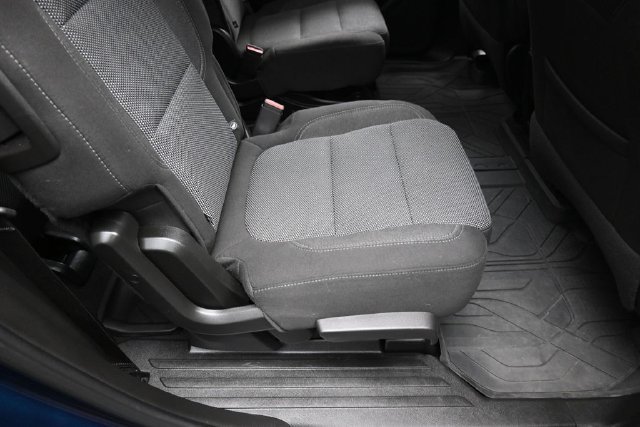 Used 2023 Chevrolet Traverse LT FWD image 30