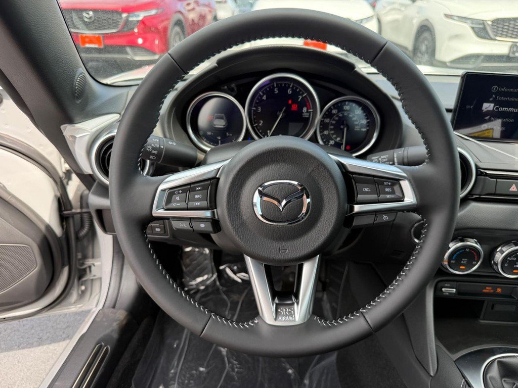 New 2026 MAZDA MX-5 Miata RF Grand Touring RWD image 8