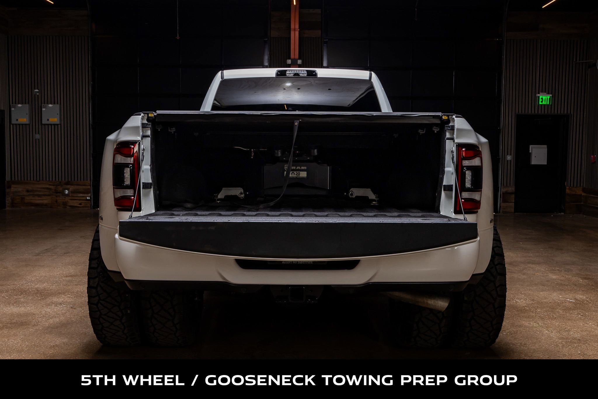 Used 2024 RAM 3500 Big Horn w/ Night Edition image 9