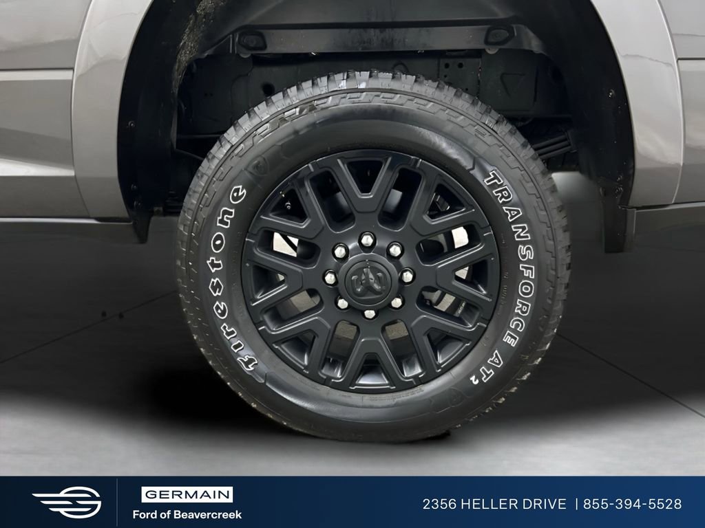 Used 2025 RAM 3500 Limited image 28