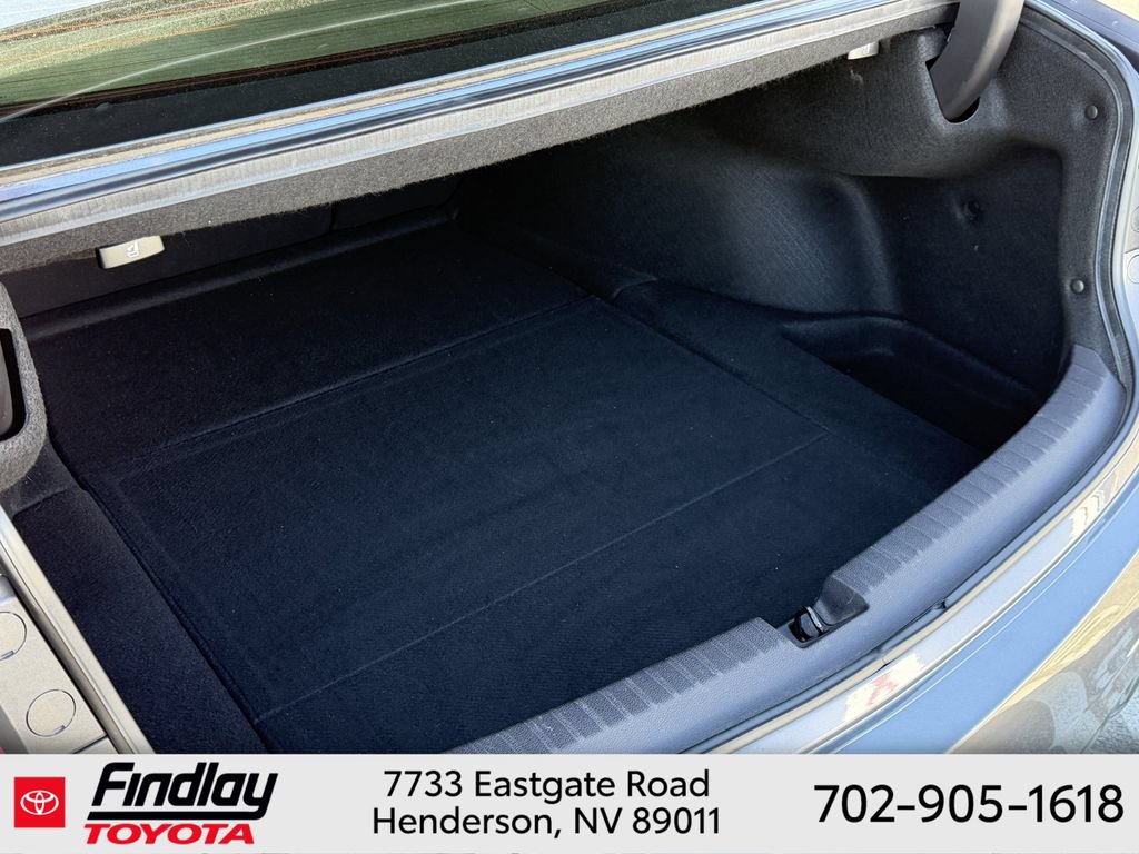 Used 2018 Acura TLX V6 w/ Technology Package FWD image 18