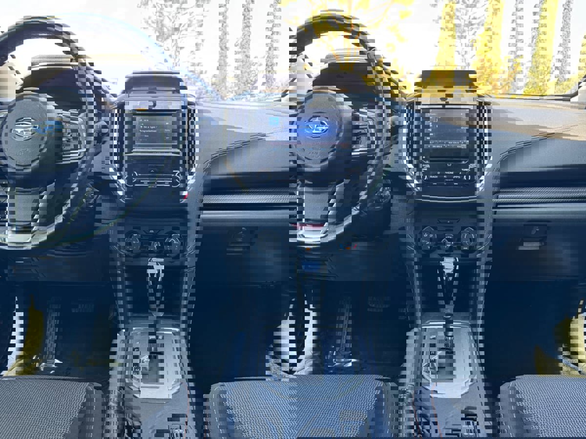 Used 2019 Subaru Crosstrek 2.0i Premium w/ Eyesight System image 16