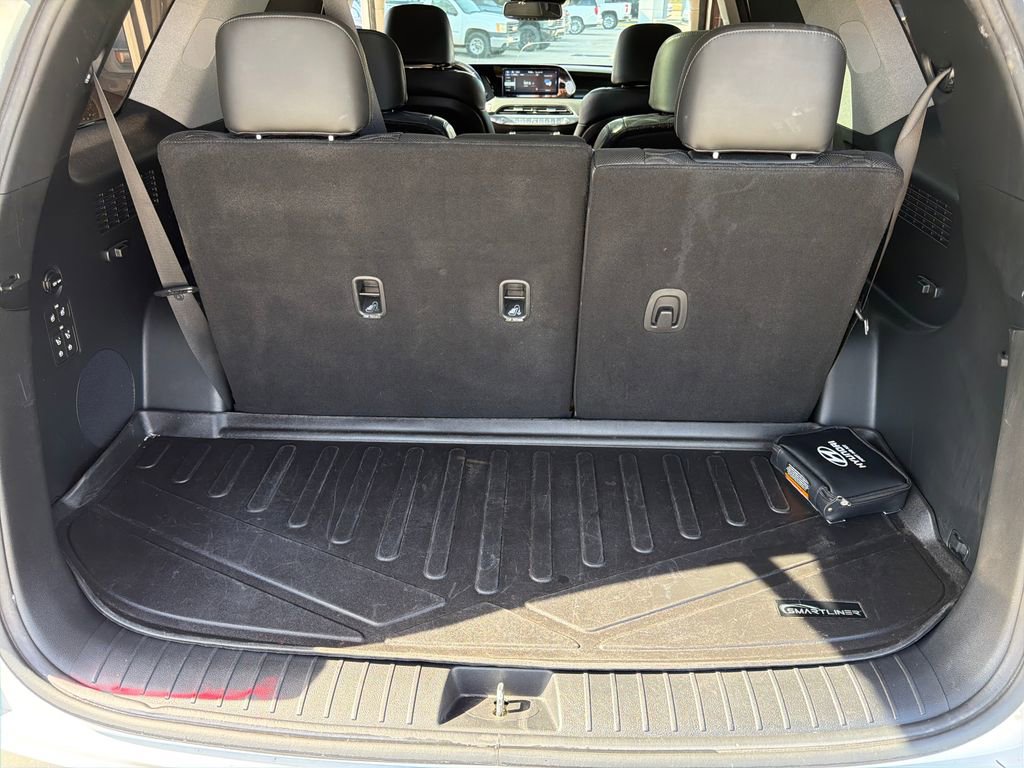 Used 2021 Hyundai Palisade Limited w/ Cargo Package image 26