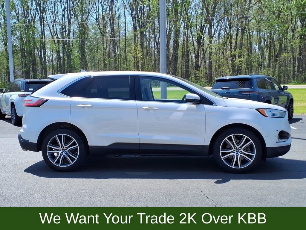 Used 2019 Ford Edge Titanium w/ Cold Weather Package AWD/4WD image 5