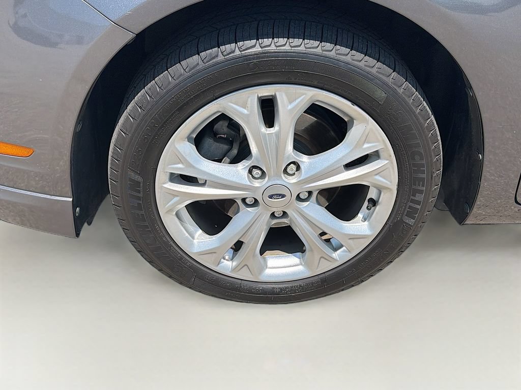 Used 2012 Ford Fusion SE FWD image 30