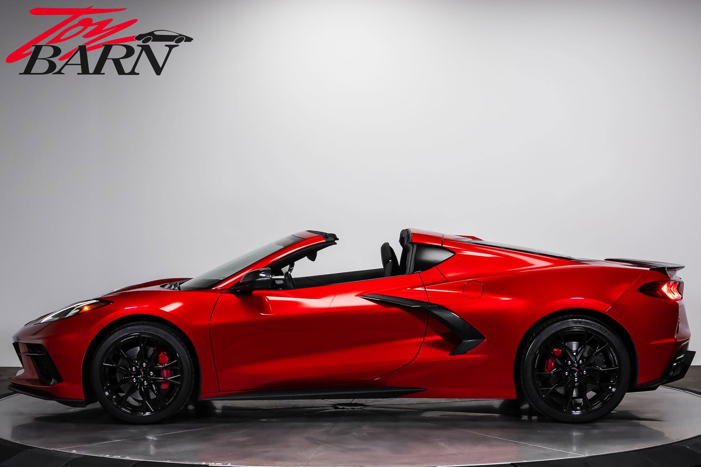 Used 2023 Chevrolet Corvette Stingray Preferred Cpe w/ Z51 Performance Package RWD image 2