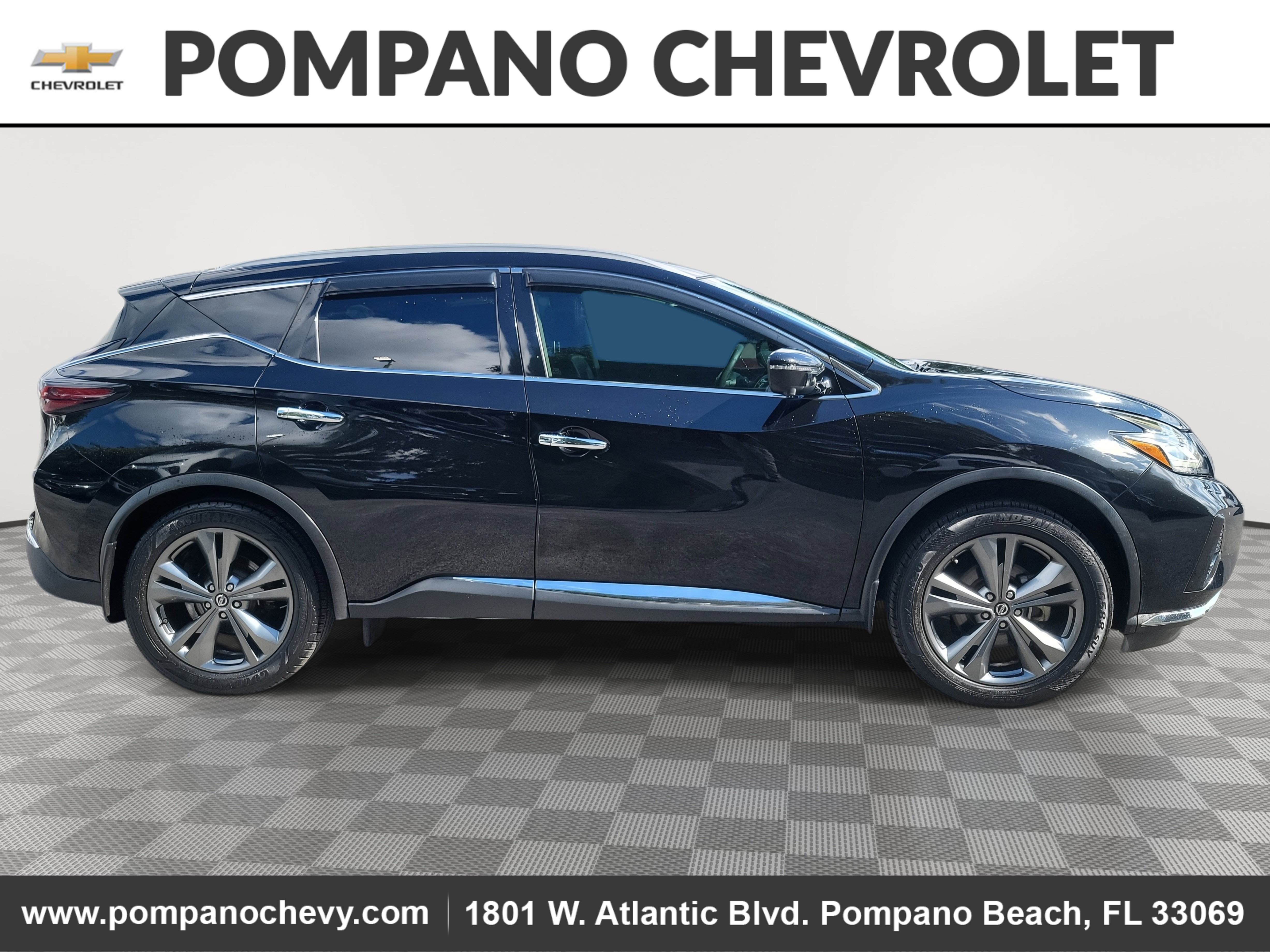 Used 2019 Nissan Murano Platinum w/ Cargo Package image 2