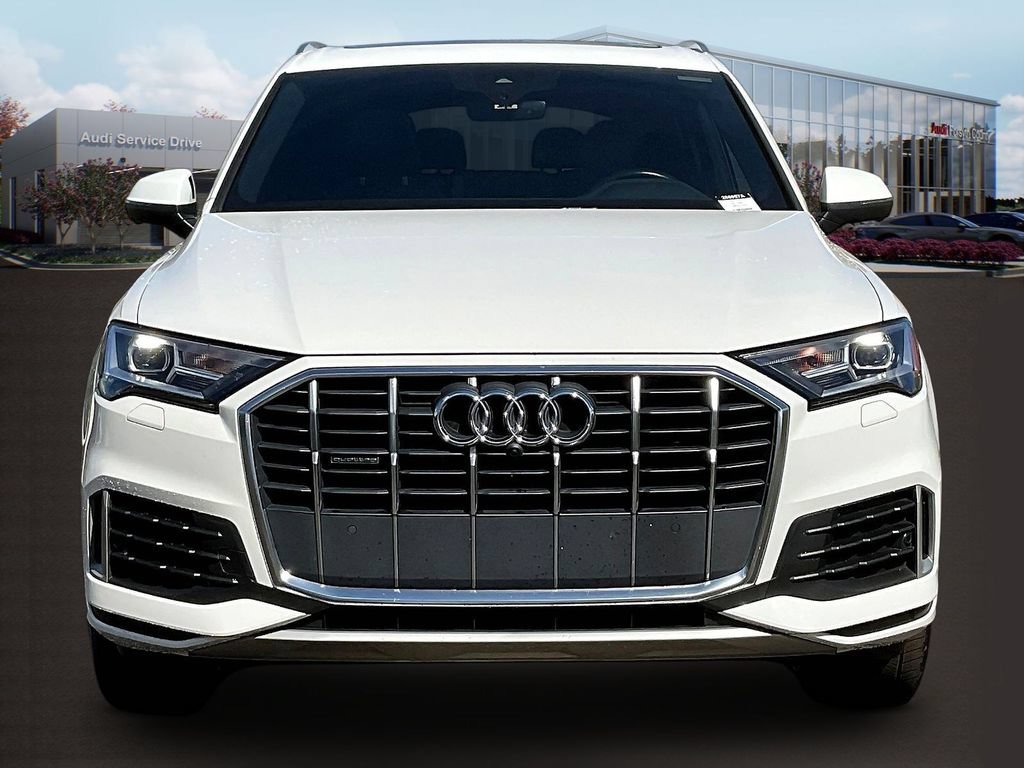 Used 2021 Audi Q7 2.0T Premium w/ Convenience Package AWD/4WD image 2