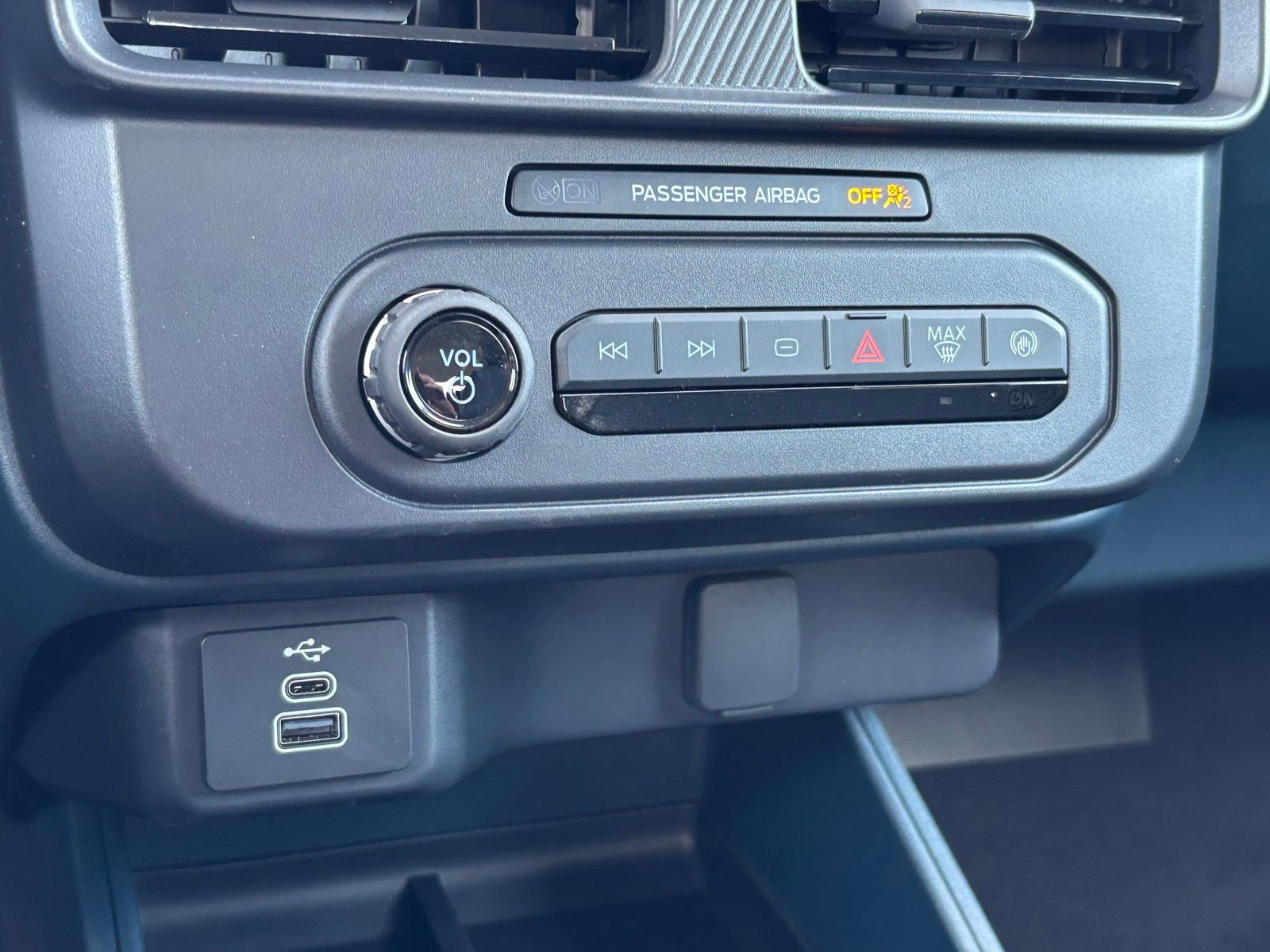 New 2026 Ford Maverick XL FWD image 23