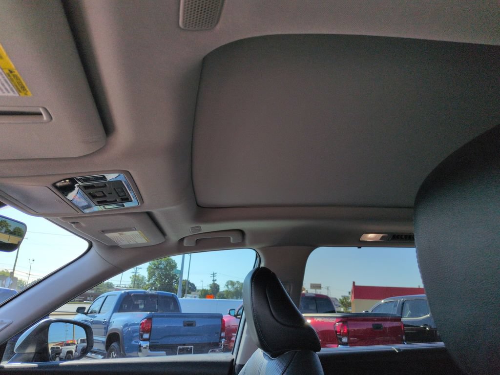 Used 2024 Toyota Grand Highlander AWD Hybrid image 21