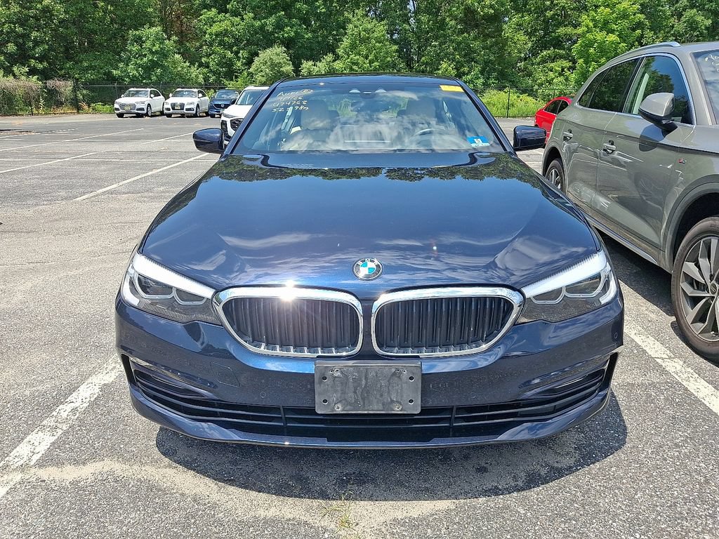 Used 2018 BMW 530i xDrive AWD/4WD image 2