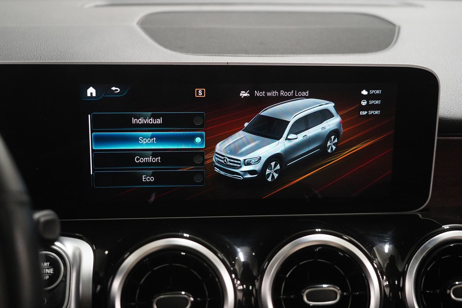 Certified 2021 Mercedes-Benz GLB 250 4MATIC image 27