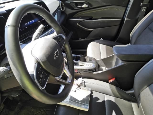 Used 2024 Chevrolet Trax ACTIV w/ Sunroof Package FWD image 6