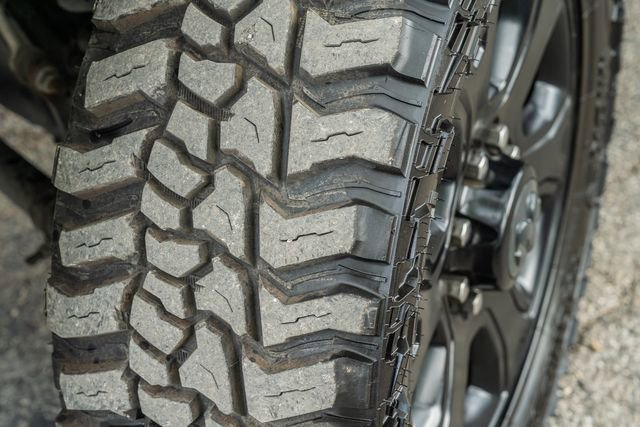 Used 2018 RAM 2500 Laramie w/ Sport Appearance Group AWD/4WD image 16