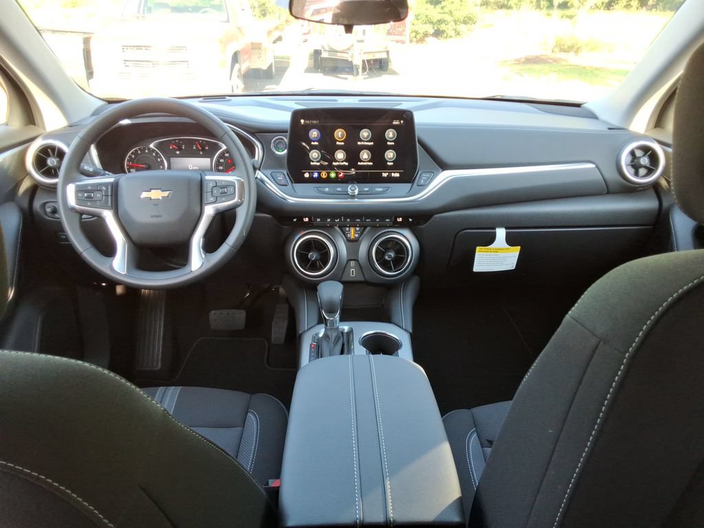 New 2026 Chevrolet Blazer LT FWD image 18