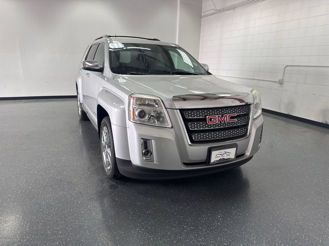 Used 2015 GMC Terrain SLT AWD/4WD image 1