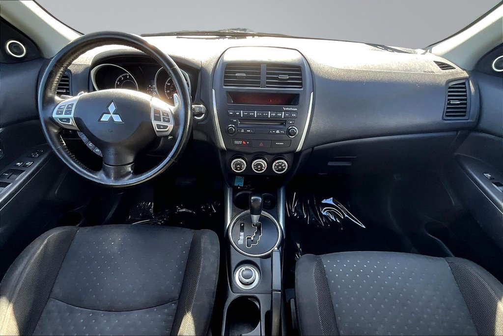Used 2011 Mitsubishi Outlander Sport SE AWD/4WD image 7