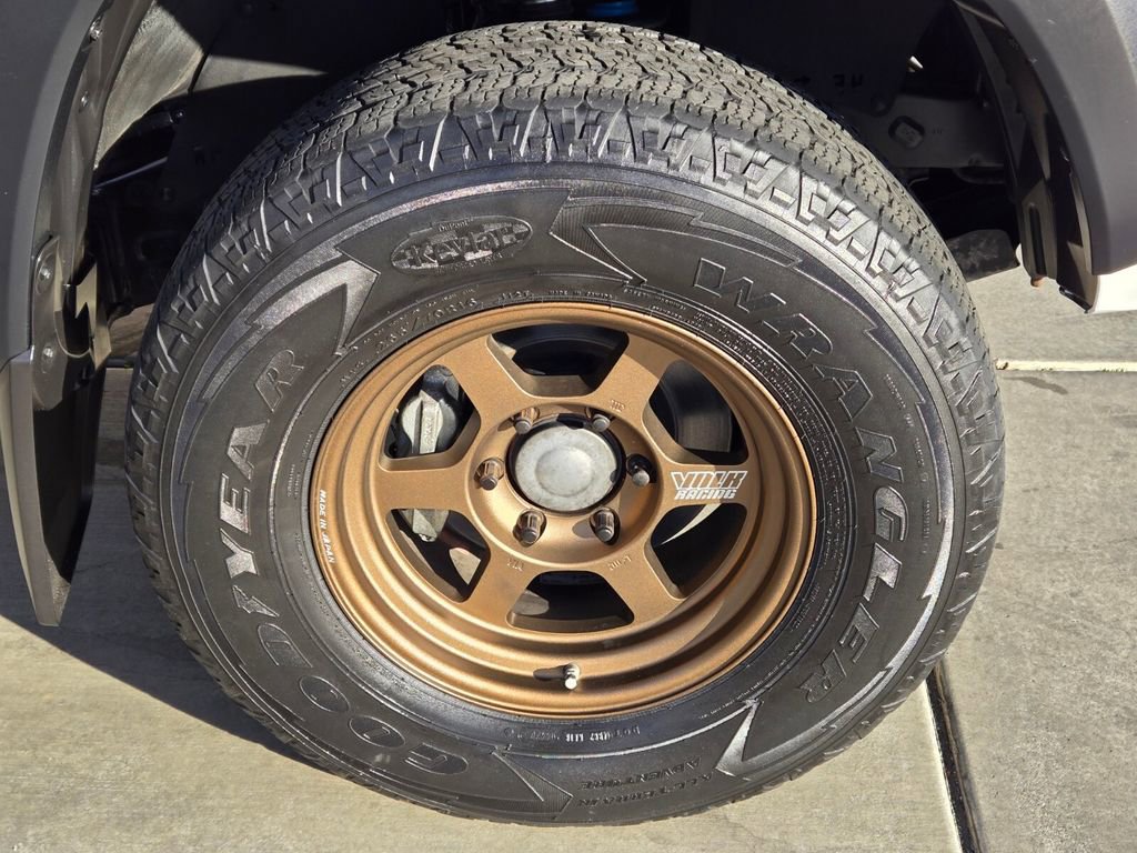 Used 2021 Toyota Tacoma TRD Off-Road w/ Technology Package image 8