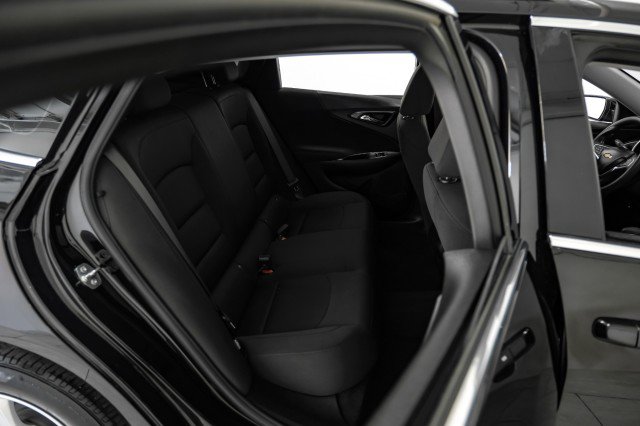 Used 2021 Chevrolet Malibu LS image 25