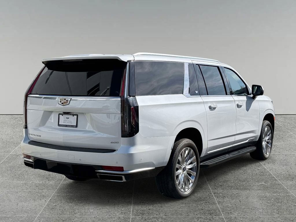 Used 2024 Cadillac Escalade ESV Premium Luxury w/ Performance Package image 10