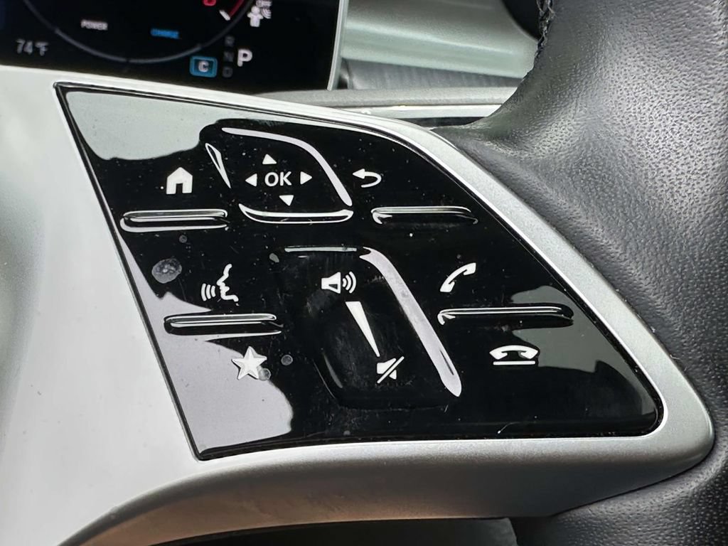 Used 2025 Mercedes-Benz C 300 4MATIC Sedan image 30