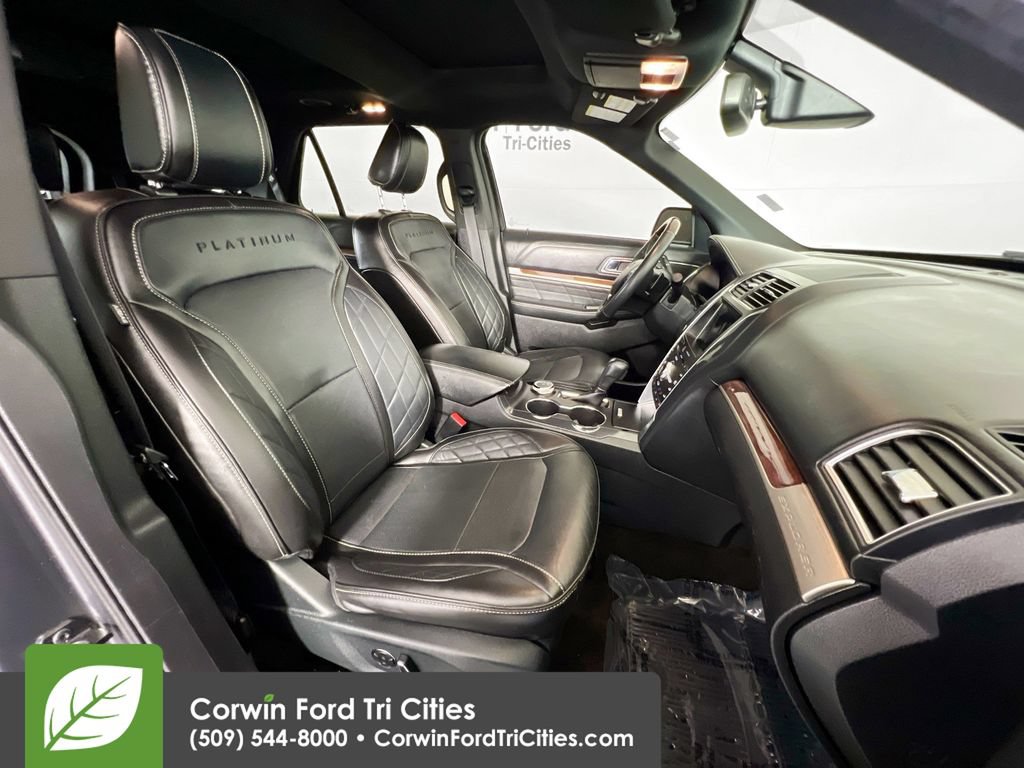 Used 2018 Ford Explorer Platinum AWD/4WD image 18