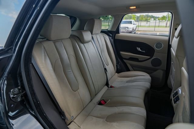 Used 2015 Land Rover Range Rover Evoque Pure image 29