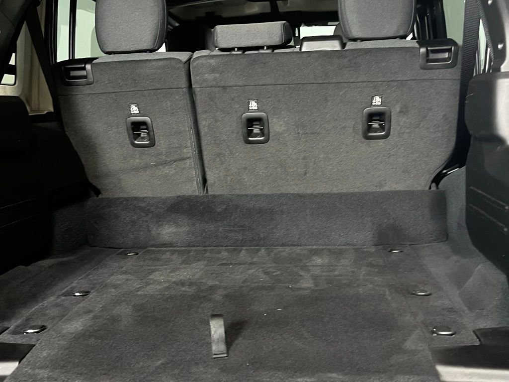 Used 2024 Jeep Wrangler Unlimited image 26