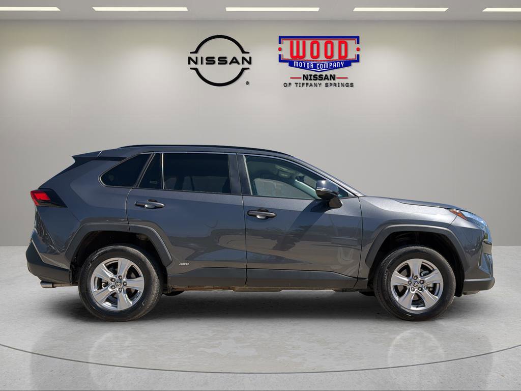 Used 2025 Toyota RAV4 XLE image 2