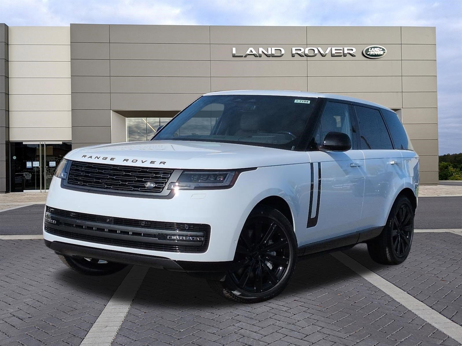 New 2026 Land Rover Range Rover SE