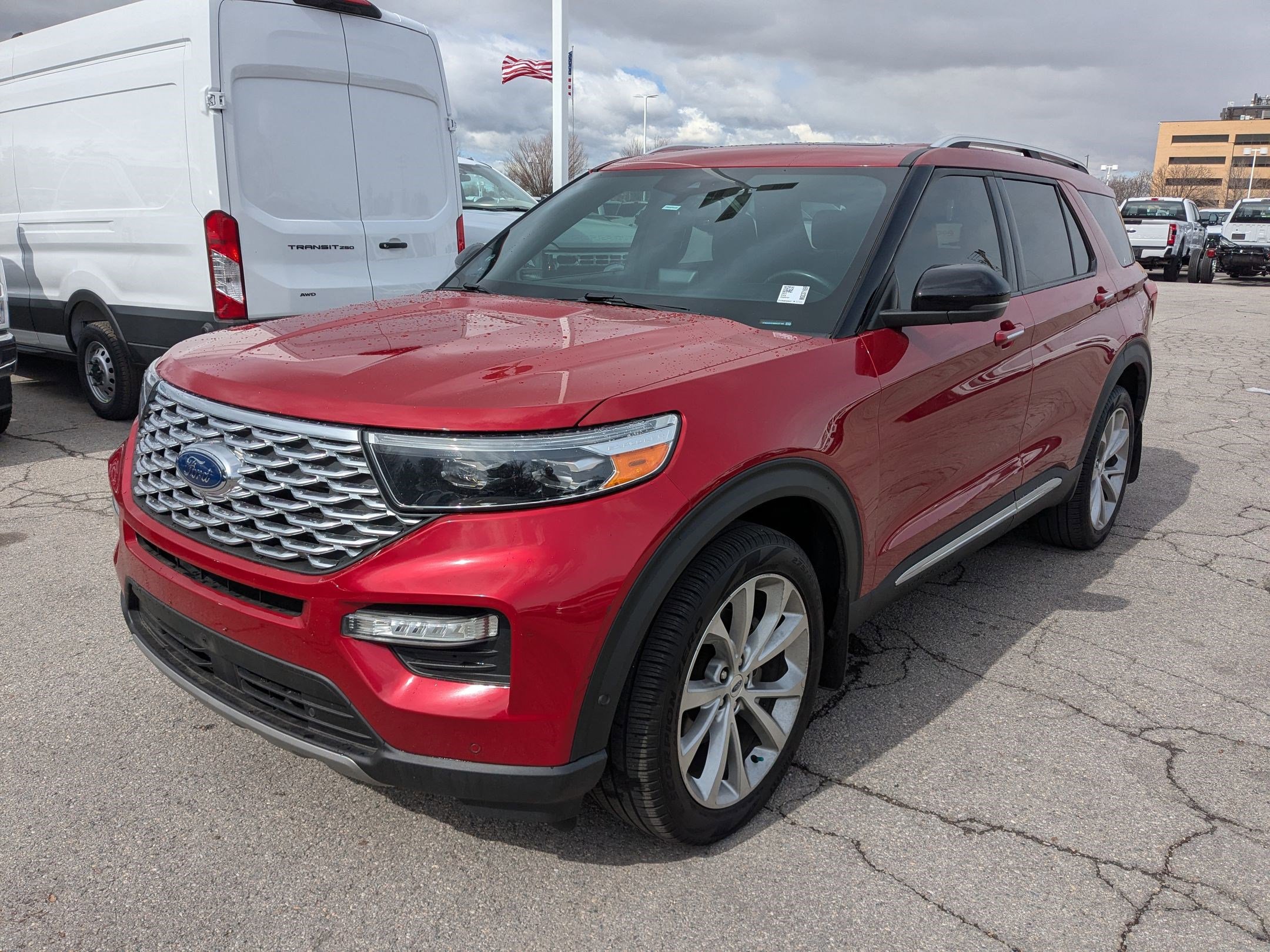 Used 2021 Ford Explorer Platinum w/ Equipment Group 601A image 10