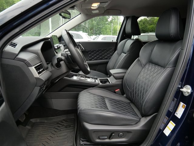 Used 2024 Mitsubishi Outlander SEL Black Edition AWD/4WD image 15