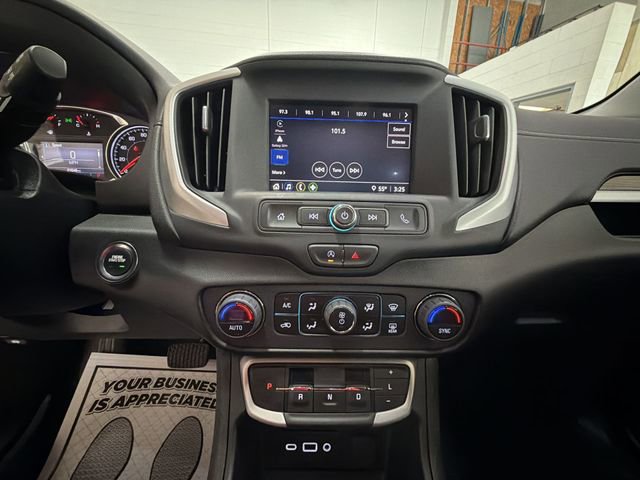 Certified 2023 GMC Terrain SLE w/ Driver Convenience Package AWD/4WD image 16