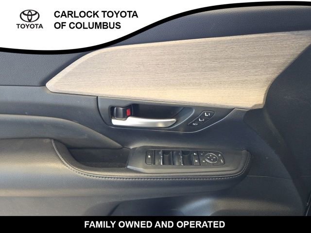 Used 2024 Toyota Grand Highlander Platinum image 10