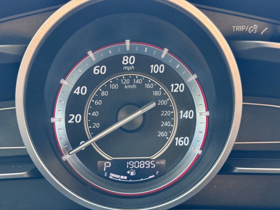 Used 2015 MAZDA MAZDA3 i SV FWD image 14