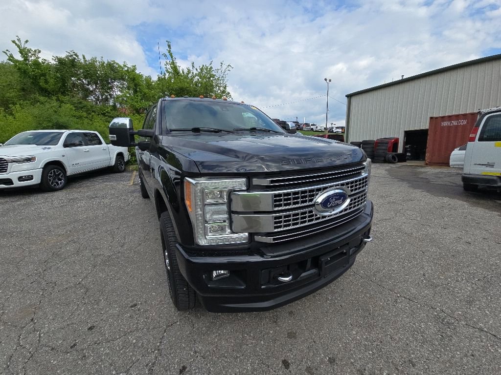 Used 2017 Ford F350 Platinum w/ Platinum Ultimate Package AWD/4WD image 11