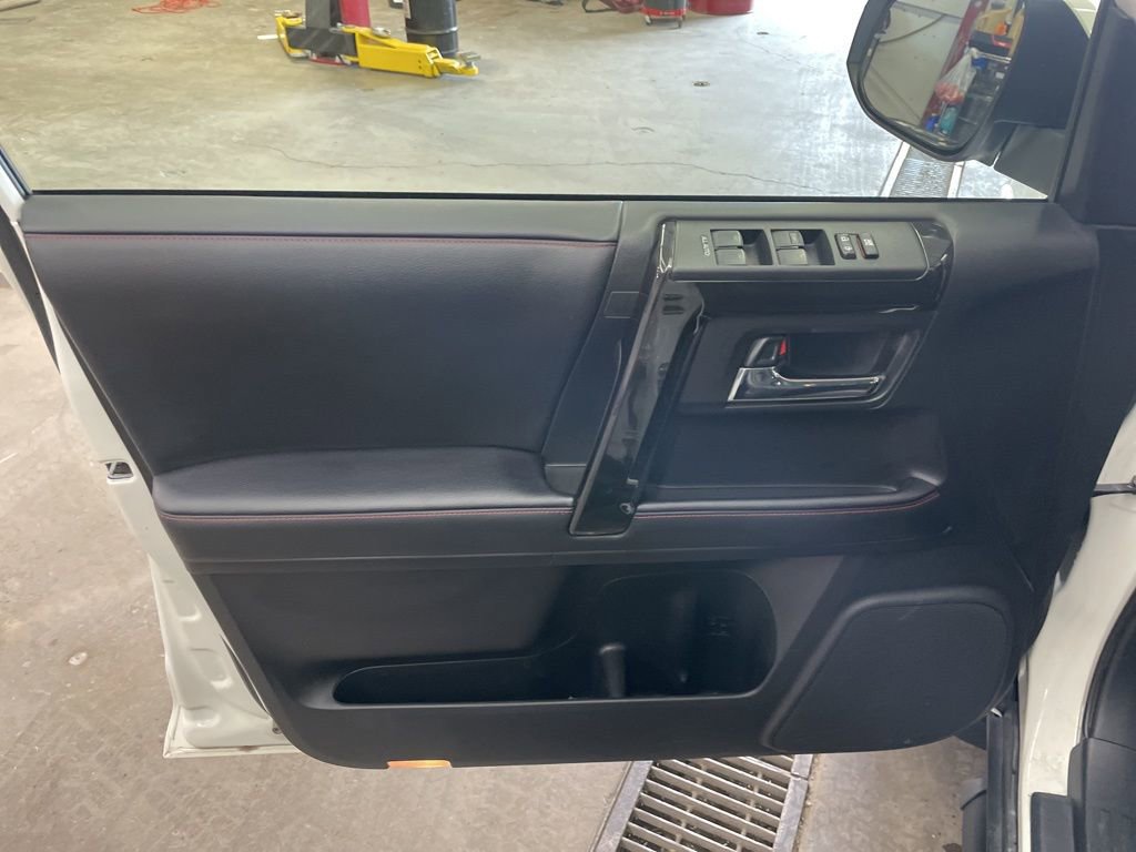 Used 2023 Toyota 4Runner TRD Off-Road Premium w/ Off Road Premium Plus Package AWD/4WD image 15