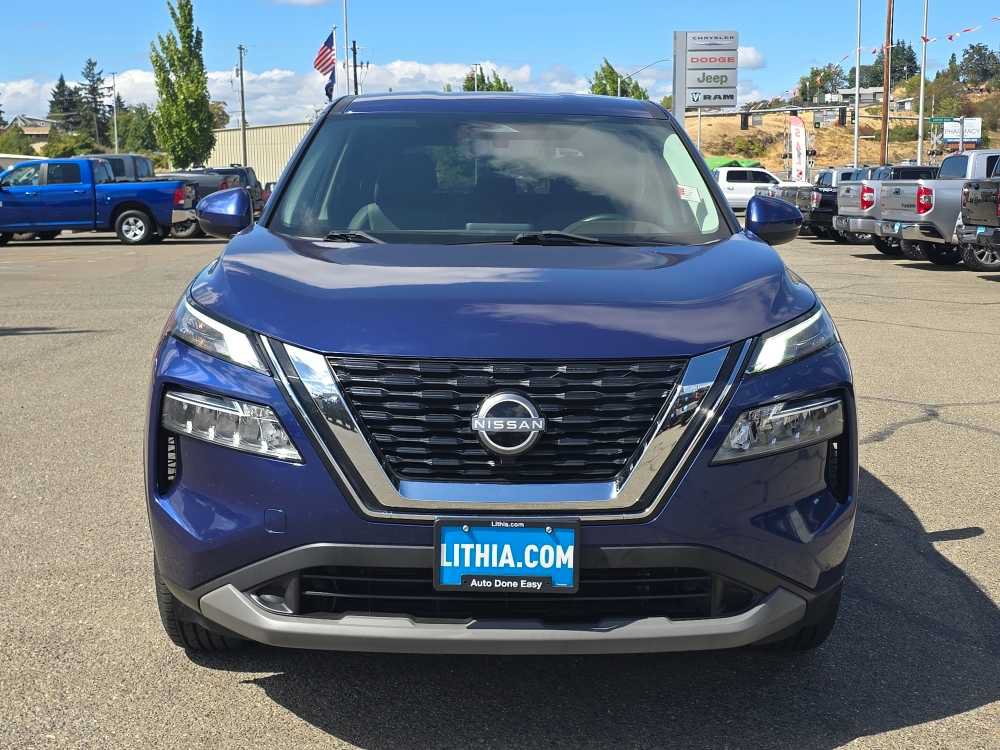 Used 2022 Nissan Rogue SV FWD image 8