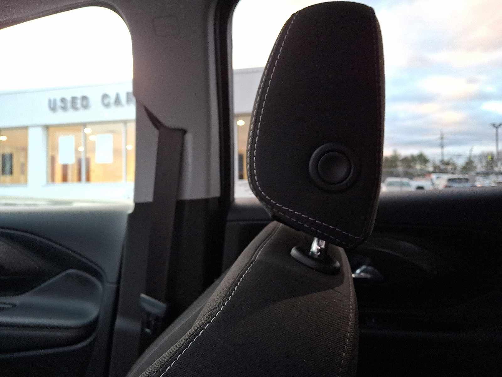 Certified 2022 GMC Terrain SLE w/ Driver Convenience Package image 17