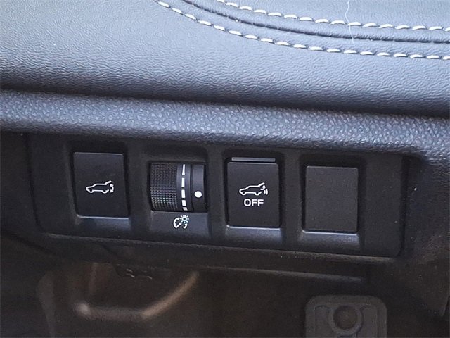 Used 2022 Subaru Outback Limited image 24