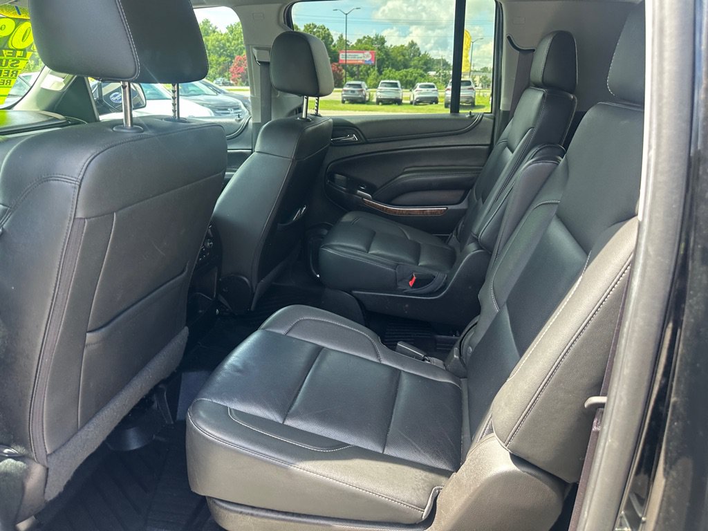 Used 2017 Chevrolet Suburban Premier AWD/4WD image 20