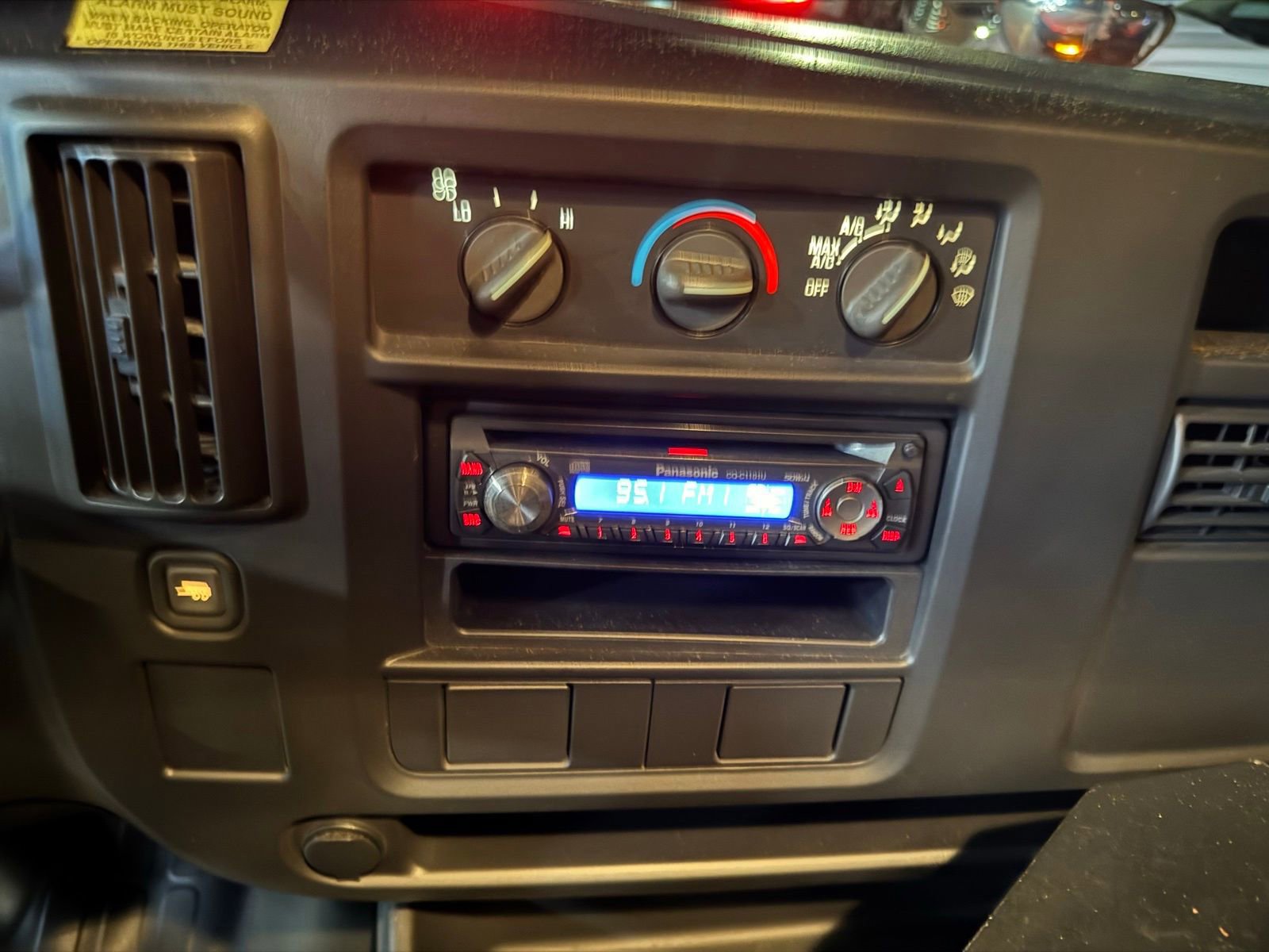 Used 2005 Chevrolet Express 3500 w/ School Bus Package image 29