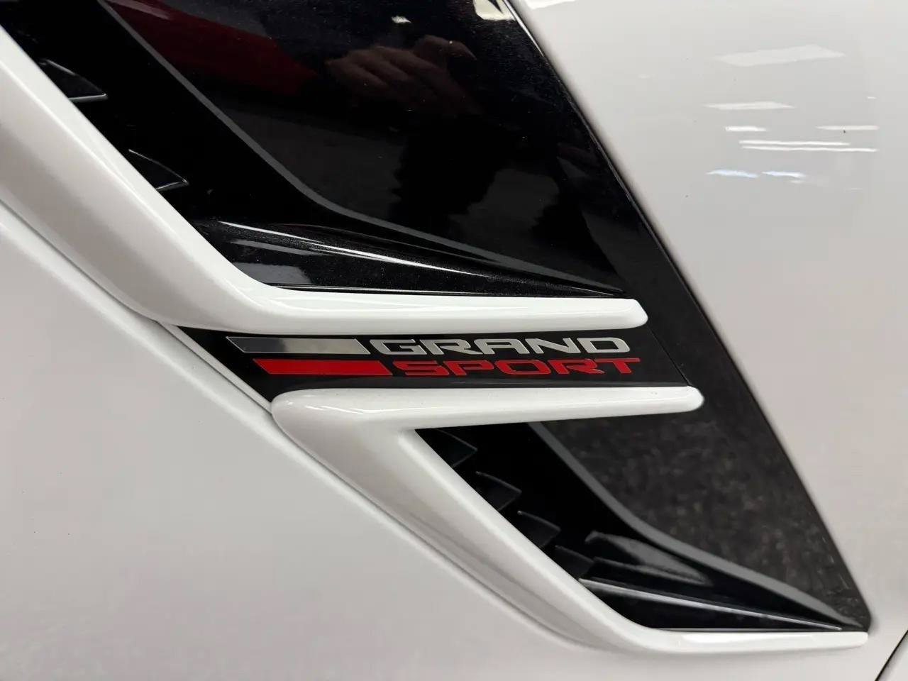 Used 2019 Chevrolet Corvette Grand Sport RWD image 28