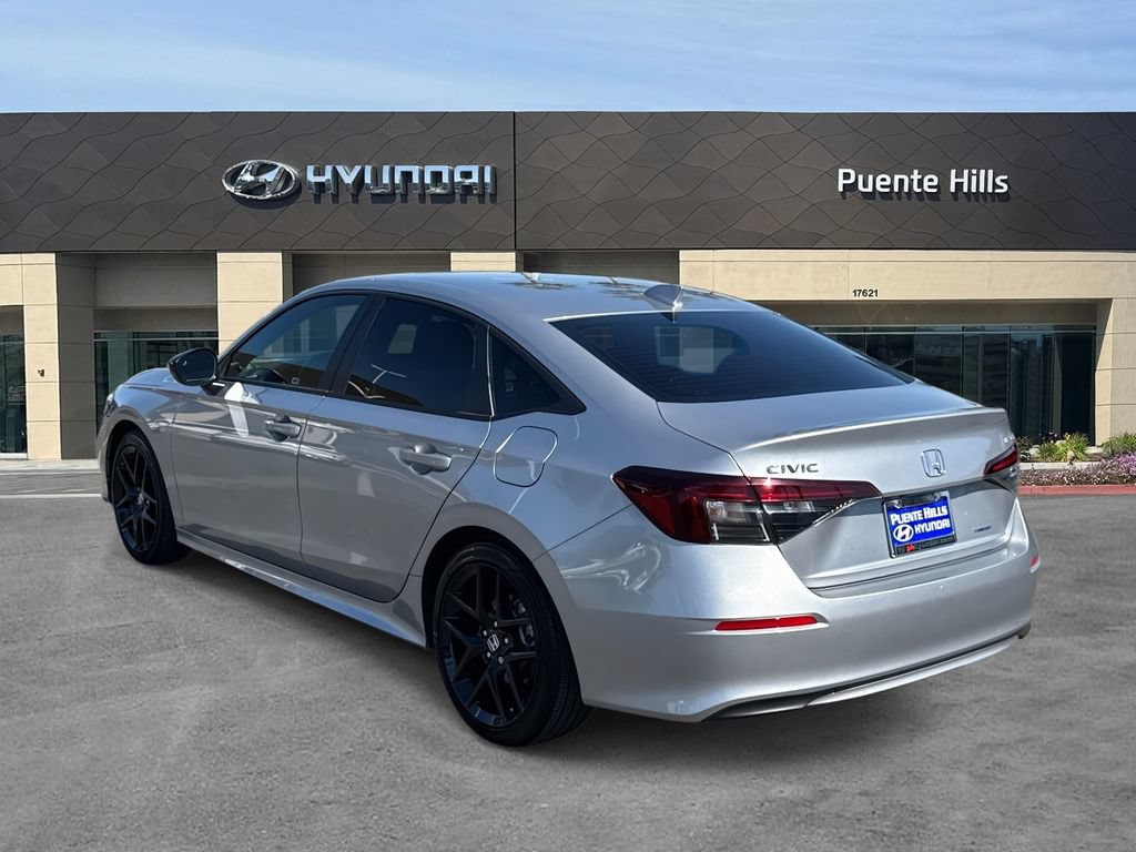 Used 2025 Honda Civic Sport image 4