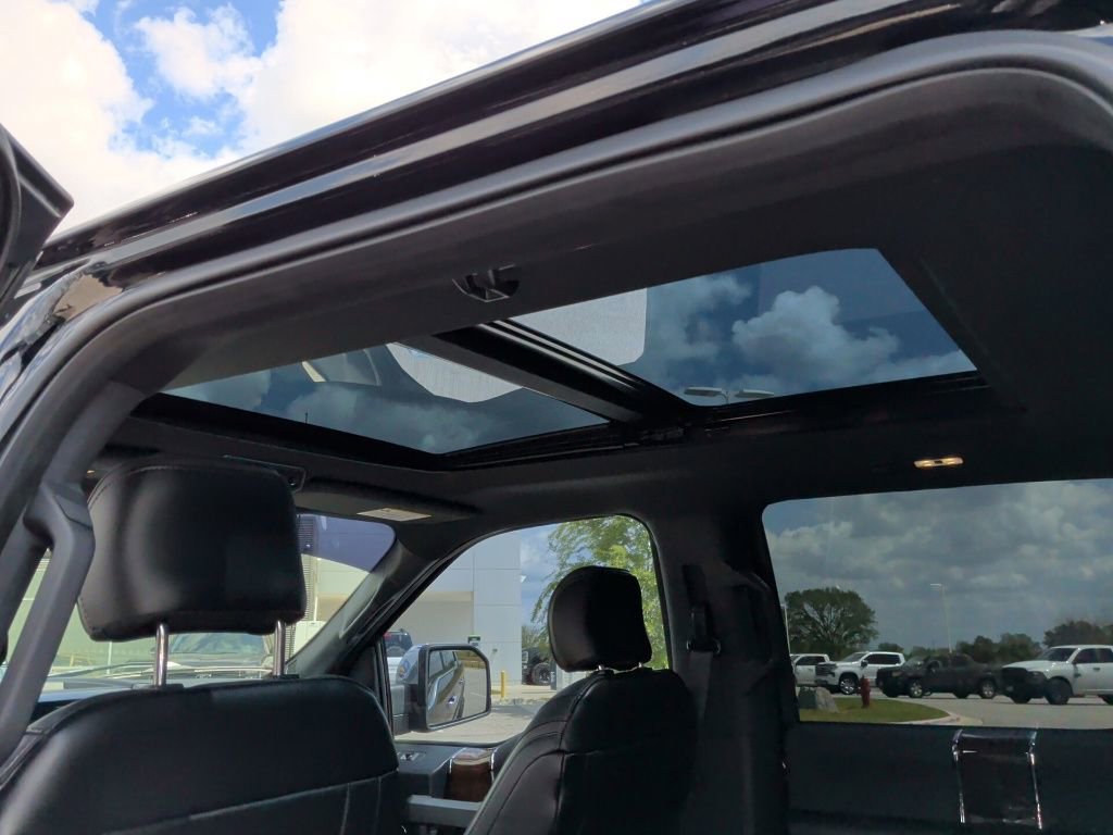 Used 2016 Ford F150 Platinum w/ Equipment Group 701A Luxury image 27