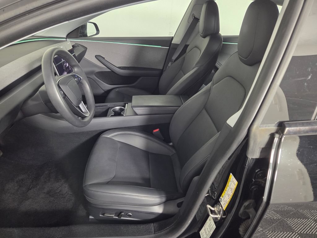 Used 2024 Tesla Model 3 Standard Range RWD image 9
